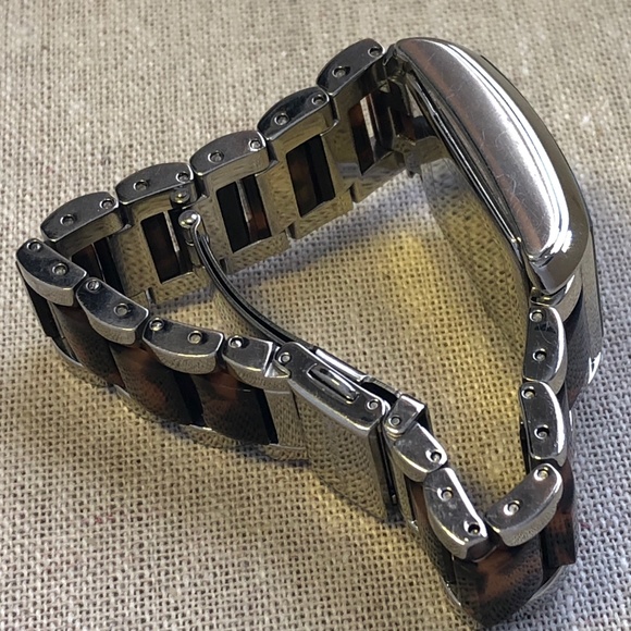 MICHAEL KORS acetate tortoiseshell rectangular watch - Picture 12 of 16